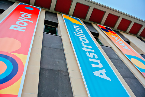 Valla publicitaria 8x3 standard