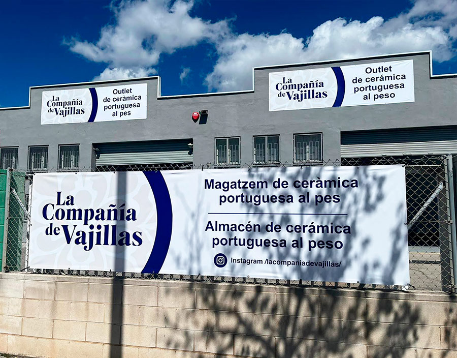 Valla publicitaria 8x3